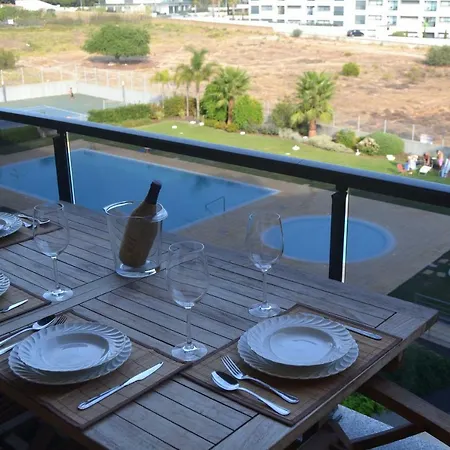 T3 C/ Piscina A 100m Da Praia Quarteira